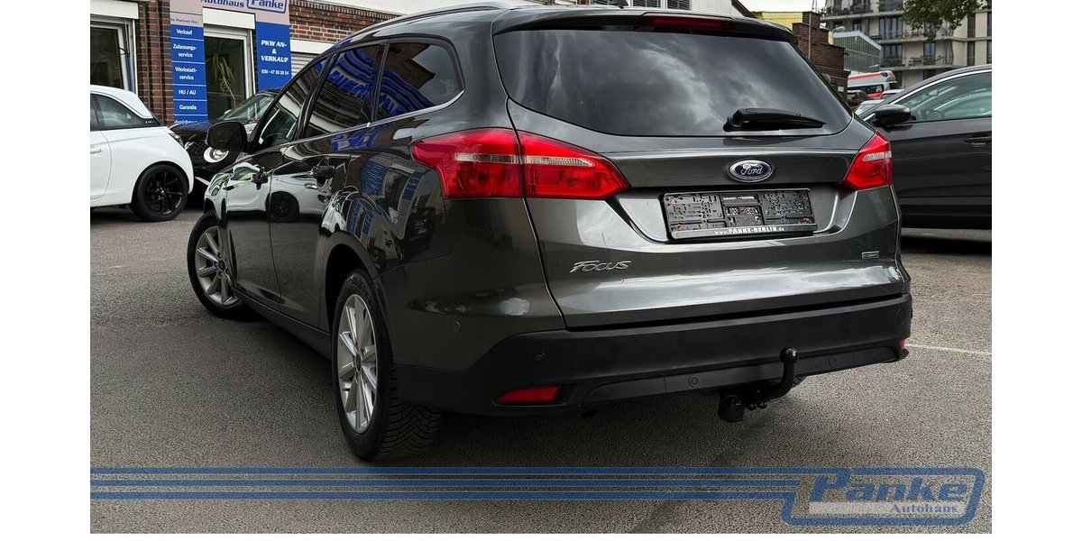 Ford Focus Titanium*AHK*SHZ*Tempo*Keyless*Navi* 117.279 km 8.900 &euro; Berlin 13187