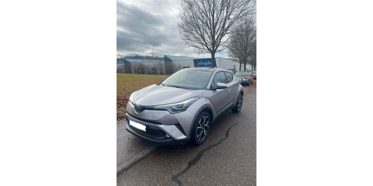 Toyota C-HR 32.008 km 22.890 &euro; Plochingen 73207