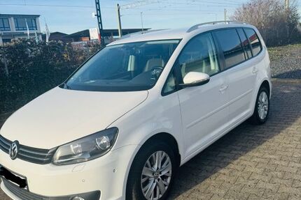 VW Touran 148.220 km 9.800 &euro; Bornheim 53332