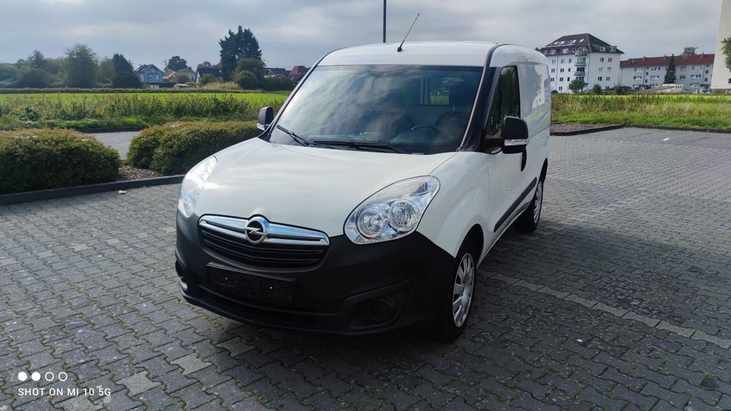 Opel Combo 105.000 km 6.200 &euro; Troisdorf 53844