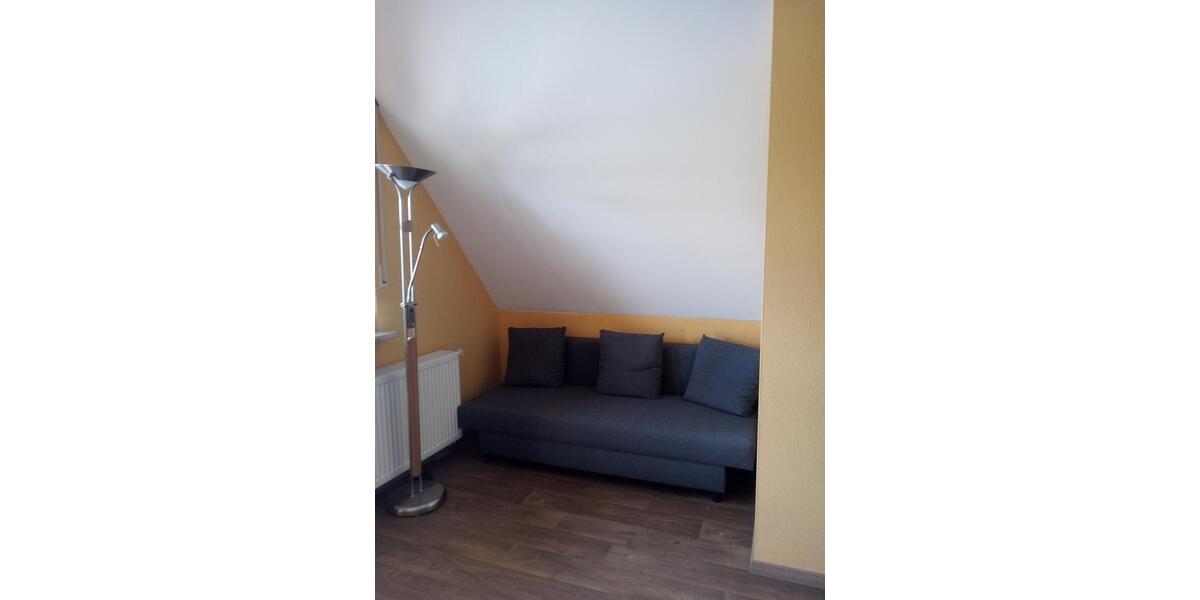 2 Zi-Whg an WE-Heimfahrerin bzw. Referendarin zu vermieten 2 zimmer