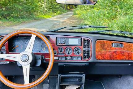 Saab 900