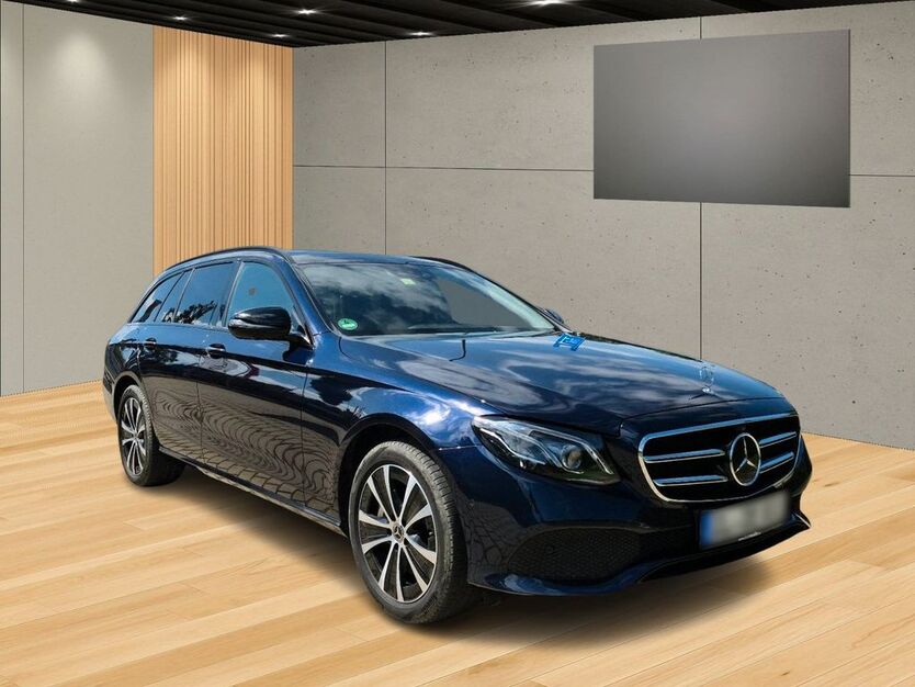 Mercedes-Benz E 300 76.217 km 32.300 € Geschwenda 99331