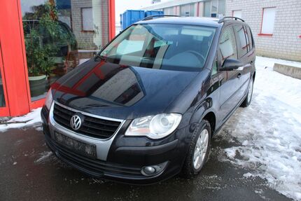 VW Touran 235.689 km 2.500 &euro; Bad Wünnenberg-Haaren 33181
