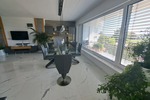 Luxuriös möbliertes Etagen-Apartment mit Garten, Photovoltaik & Premium-Ausstattung – ca. 230 m² Woh