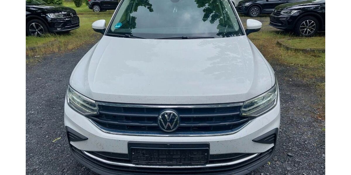 VW Tiguan 123.700 km 21.490 &euro; Schwarzenbek (Bei Hamburg) 21493