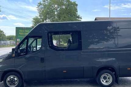 IVECO Daily 238.000 km 23.900 &euro; Berlin 12681