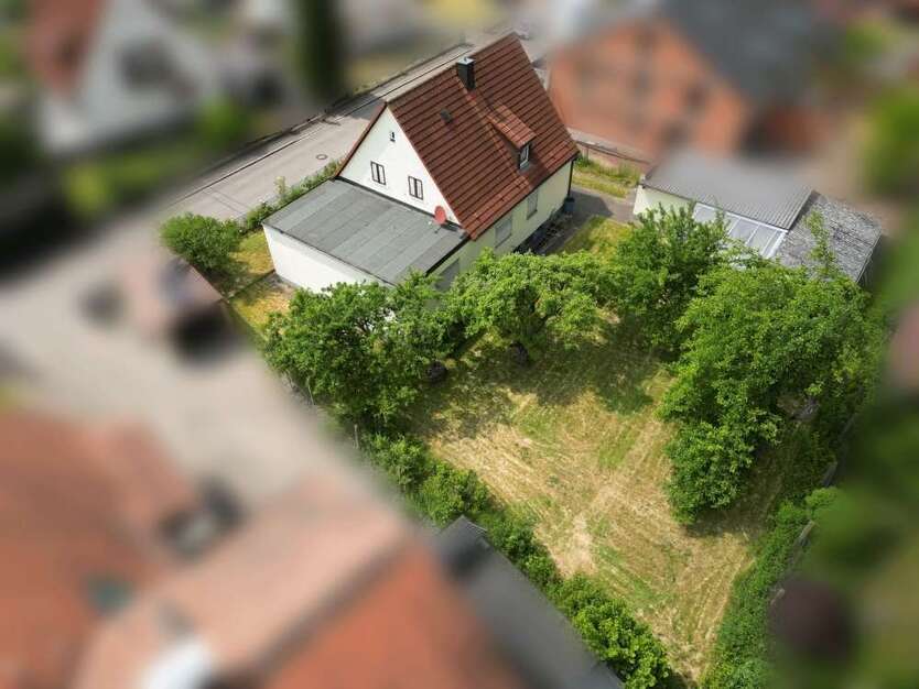Grundstück zu verkaufen in Schwabach 223.800 € 400 m²