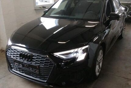 Audi A3 124.025 km 18.990 &euro; Braunschweig 38122
