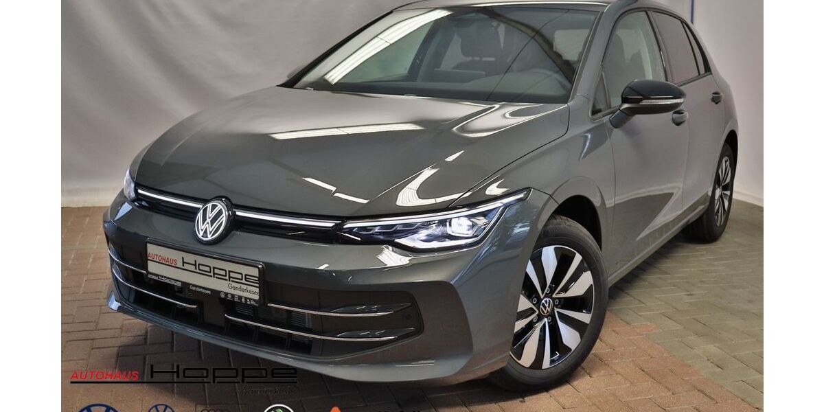 VW Golf 2.500 km 36.580 &euro; Ganderkesee 27777