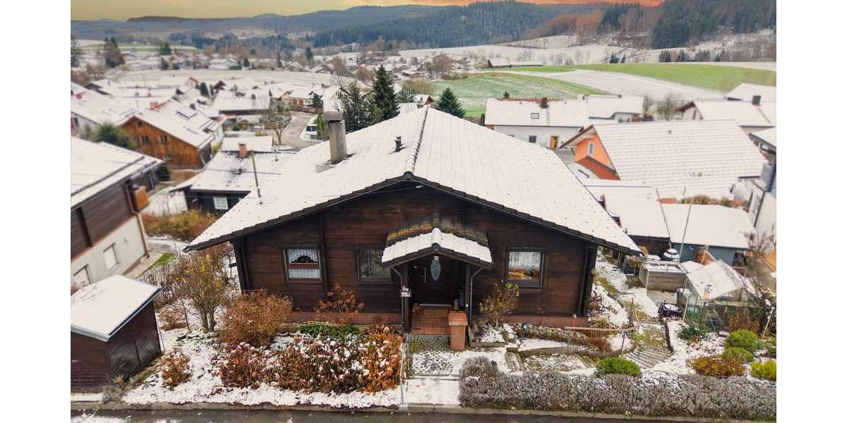 Haus zum Kaufen in Grafenau 215.000 € 149 m² 5 zimmer