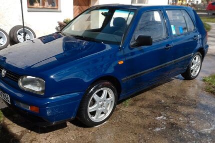 VW Golf 136.000 km 5.500 &euro; Lottstetten 79807