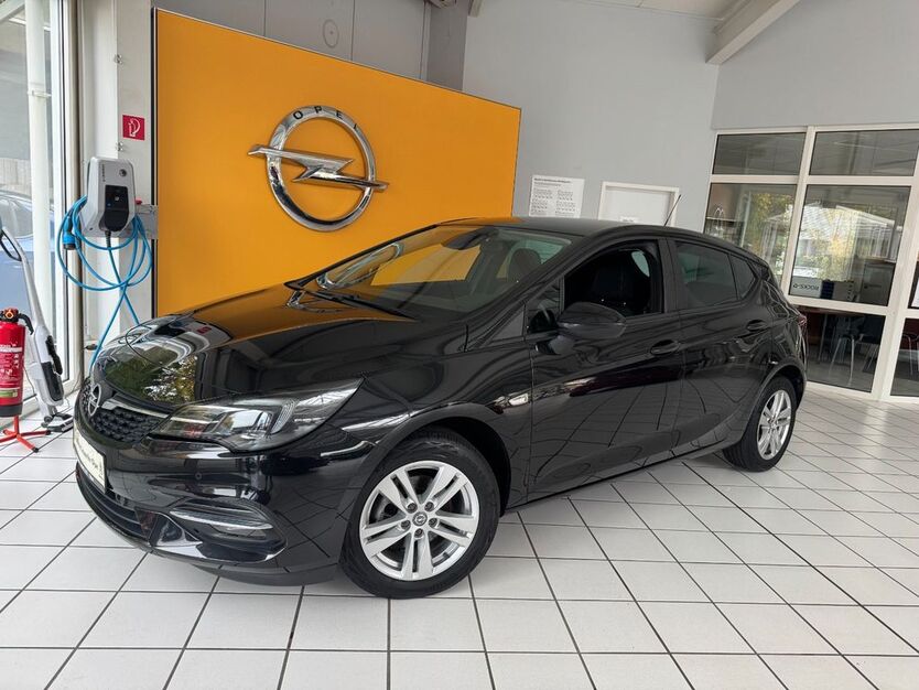 Opel Astra 45.517 km 16.490 € Olpe 57462