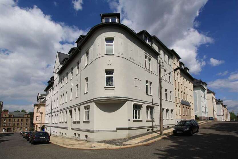 Wohnung zum Mieten in Chemnitz 420 € 80.85 m²