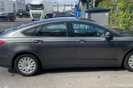 Ford Mondeo 160.000 km 10.500 &euro; Gross Gerau 64521