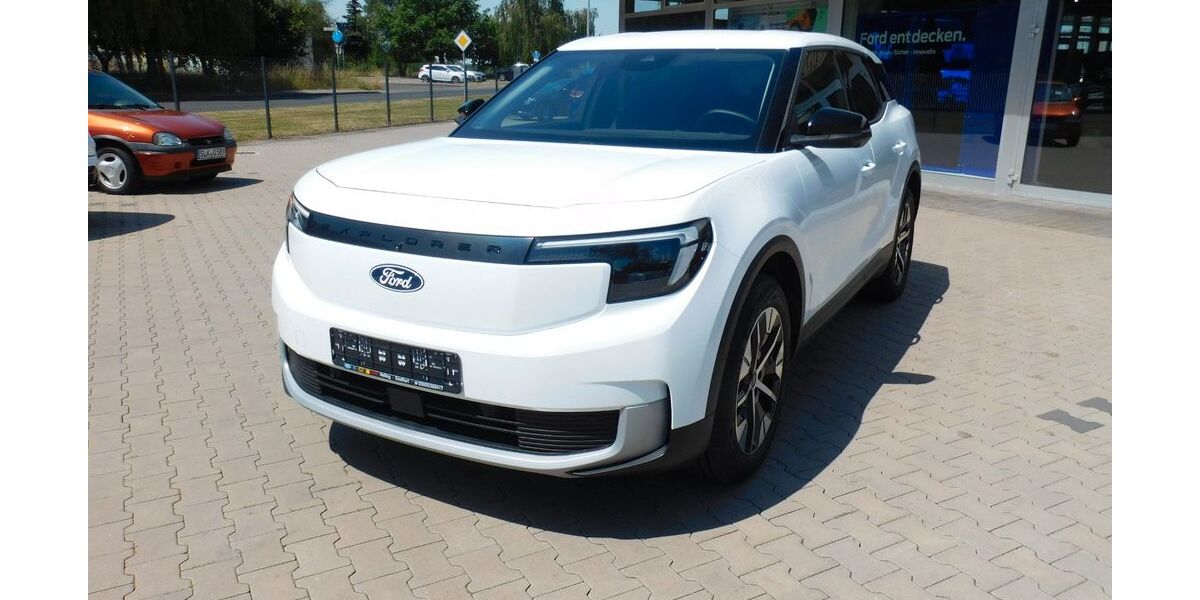 Ford Explorer 5.133 km 41.950 &euro; Staßfurt 39418