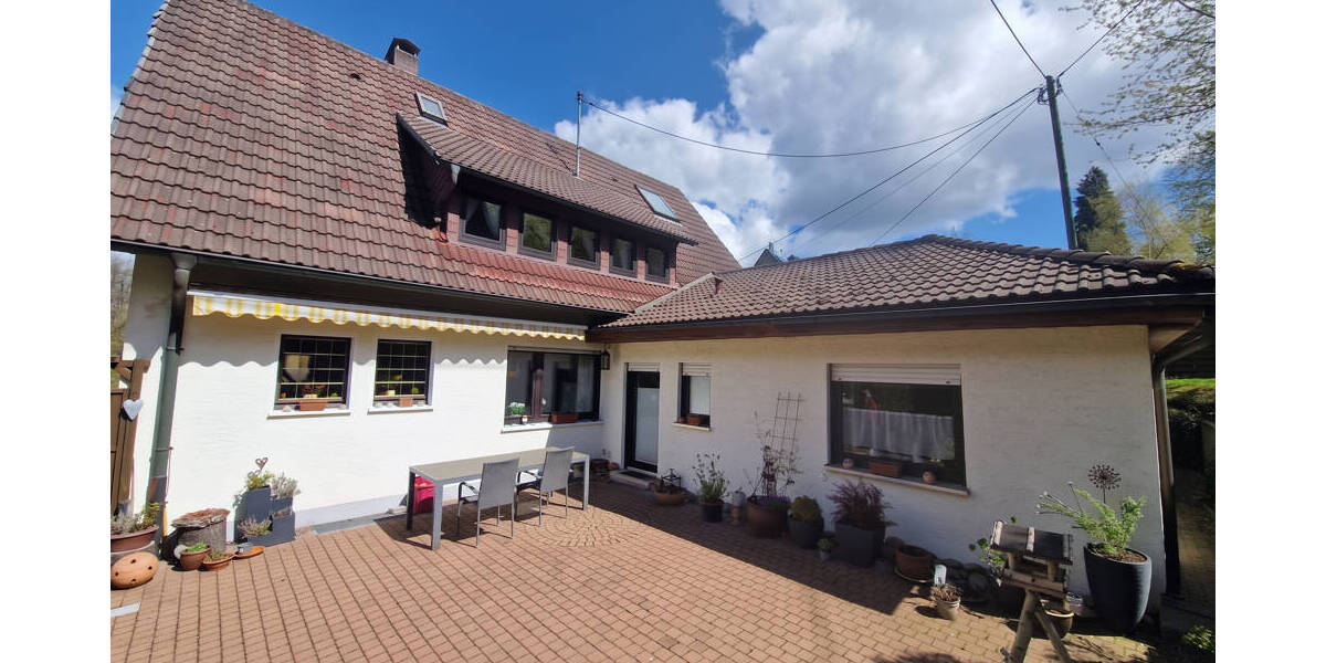 Einfamilienhaus Siegen / Geisweid Geisweid - 7 Zimmer, 190 m&sup2;, 329.000&euro; | Angebot:26377166