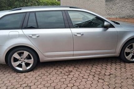 Skoda Octavia 120.000 km 12.100 &euro; Peine 31228