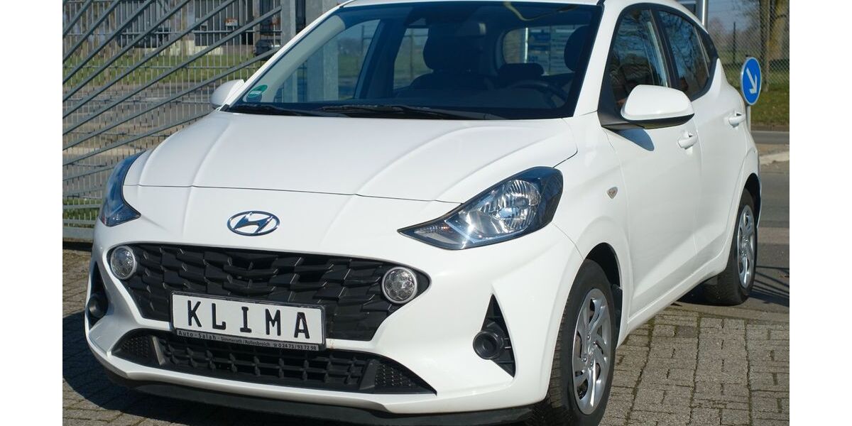 Hyundai i10 31.000 km 11.690 &euro; Simmerath (bei Aachen) 52152
