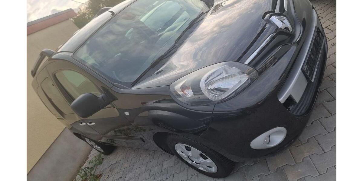 Renault Kangoo 91.500 km 12.998 &euro; Dessau-Roßlau 06847