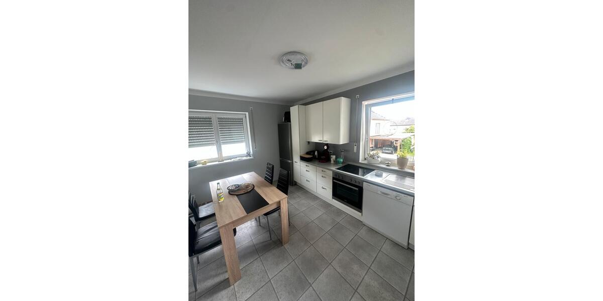 Einfamilienhaus Altenstadt an der Waldnaab - 6 Zimmer, 207 m&sup2;, 340.000&euro; | Angebot:26314577