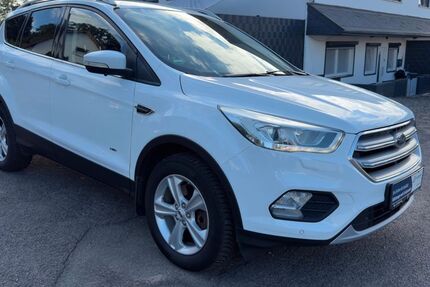 Ford Kuga 148.000 km 12.990 &euro; Homburg 66424