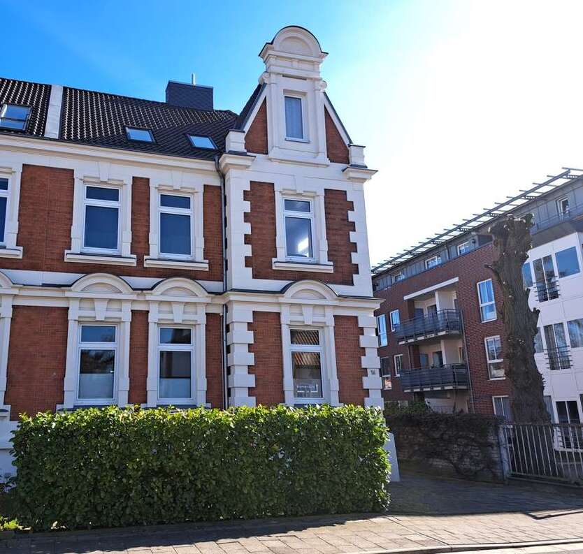 Haus zum Kaufen in Nienburg (Weser) 325.000 € 187 m²