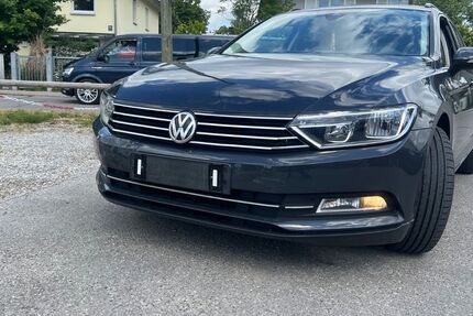VW Passat 215.691 km 7.777 &euro; München 81245