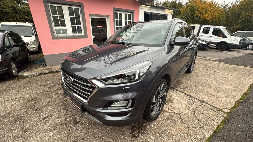 Hyundai TUCSON 155.000 km 19.490 € Wuppertal 42329