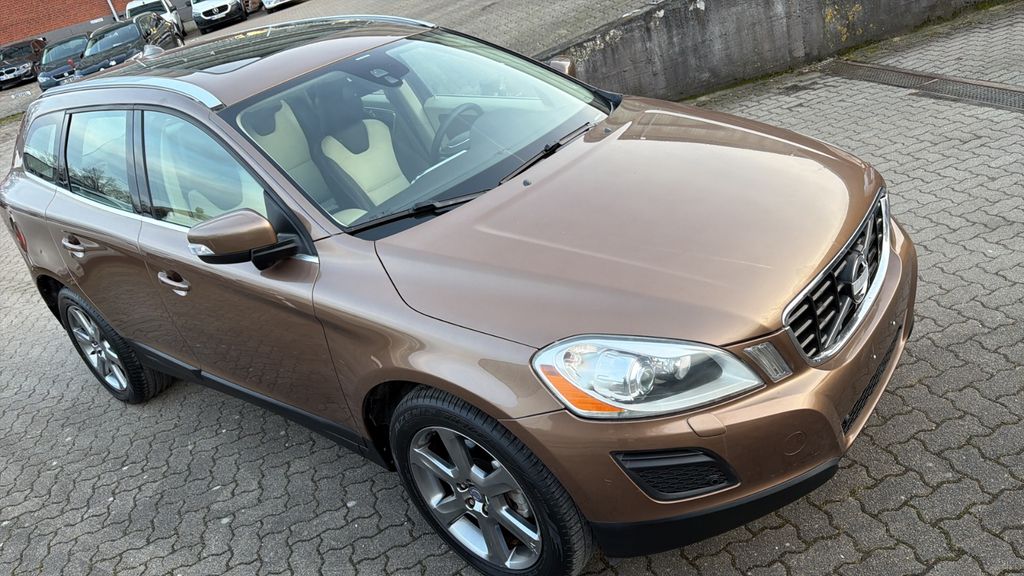 Volvo XC60 44.000 km 19.980 &euro; Hamburg 22179