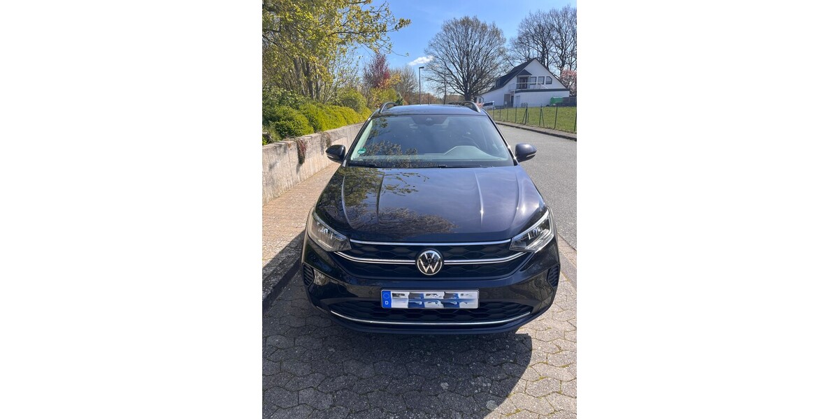 VW Taigo 16.000 km 17.500 &euro; Wolfsburg 38442