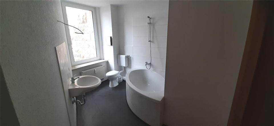 Etagenwohnung Wilkau-Haßlau Haßlau - 6 Zimmer, 125 m&sup2;, 690&euro; | Angebot:26445795
