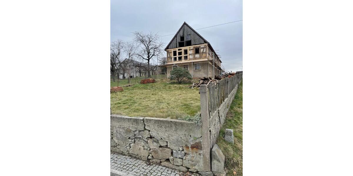 Einfamilienhaus Pulsnitz - 10 Zimmer, 200 m&sup2;, 85.000&euro; | Angebot:27118326