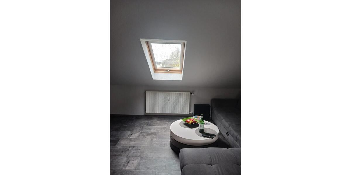 Dachgeschoßwohnung Roth - 2 Zimmer, 60 m&sup2;, 600&euro; | Angebot:26400490