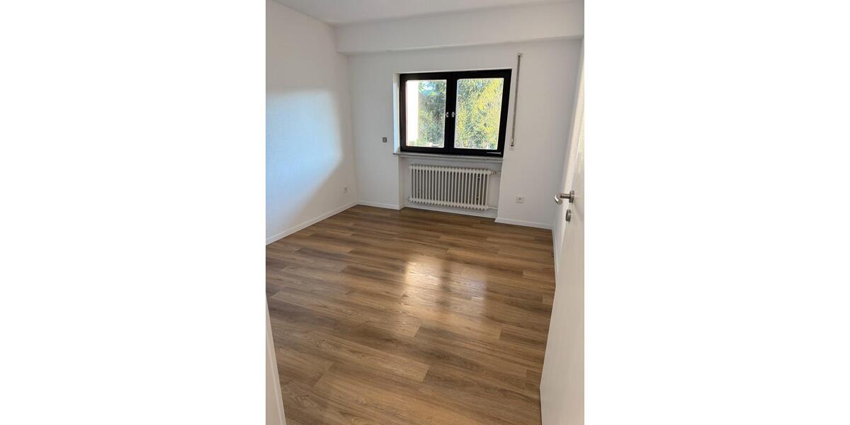 Erdgeschoßwohnung Oberndorf am Neckar - 3 Zimmer, 78 m&sup2;, 800&euro; | Angebot:26327788