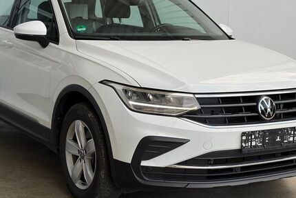 VW Tiguan 66.049 km 22.499 &euro; Oberlungwitz 09353