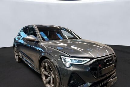 Audi e-tron 18.250 km 45.950 &euro; Salzgitter 38259