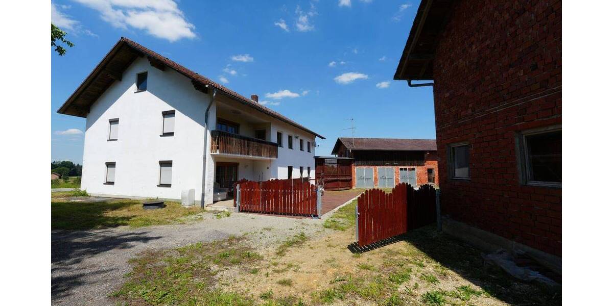 Bauernhaus, Landhaus Simbach a.Inn Hof - 9 Zimmer, 233 m&sup2;, 595.000&euro; | Angebot:26817141