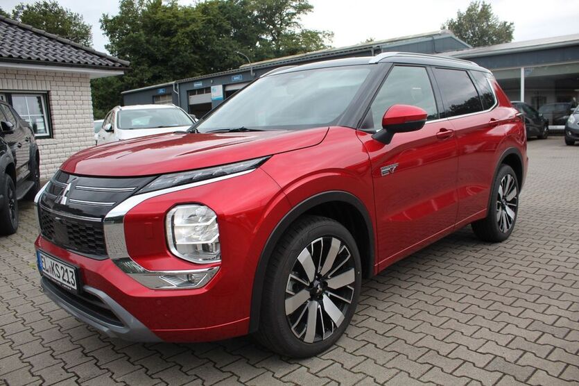 Mitsubishi Plug-in Hybrid Outlander 5.500 km 52.490 € Andervenne 49832