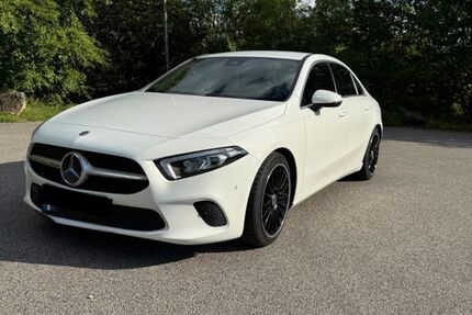 Mercedes-Benz A 200 62.000 km 20.900 € Brunn 93164