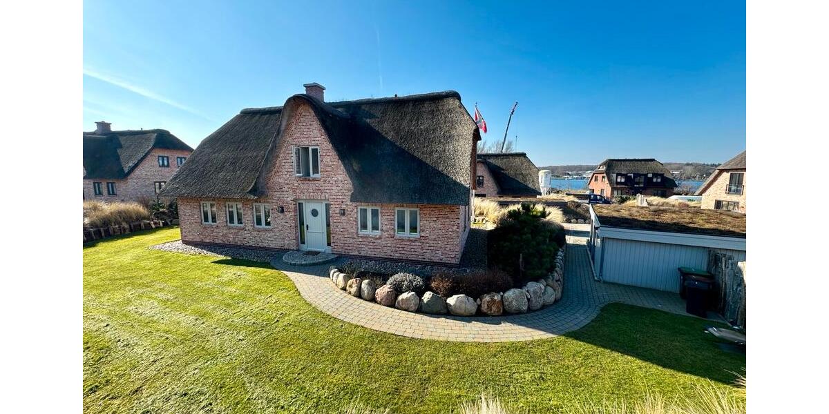 Einfamilienhaus Kappeln - 4 Zimmer, 156 m&sup2;, 2.890&euro; | Angebot:24639005