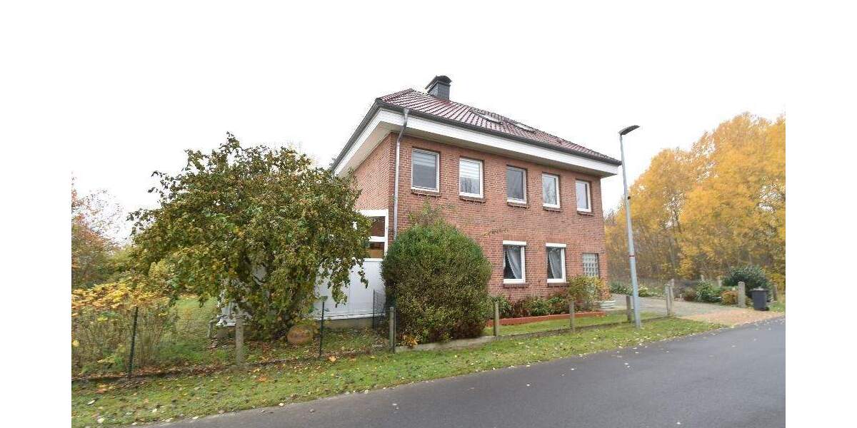 Mehrfamilienhaus, Wohnhaus Suhlendorf - 6 Zimmer, 175 m&sup2;, 229.000&euro; | Angebot:25662857