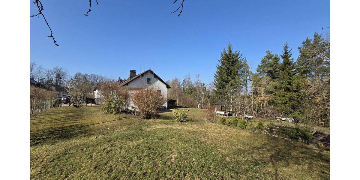 Einfamilienhaus Arzberg - 7 Zimmer, 224 m&sup2;, 385.000&euro; | Angebot:26014155