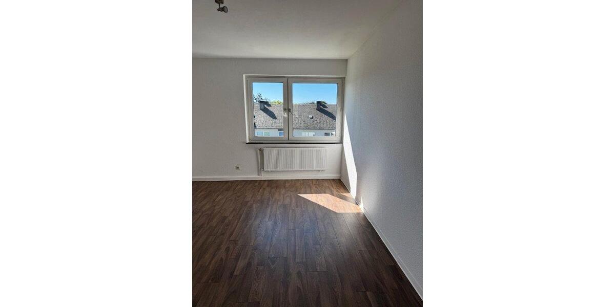 Etagenwohnung Niederwörresbach - 3 Zimmer, 74 m&sup2;, 490&euro; | Angebot:26384600