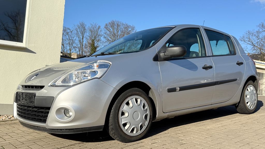 Renault Clio 240.124 km 1.900 € Chemnitz 09130