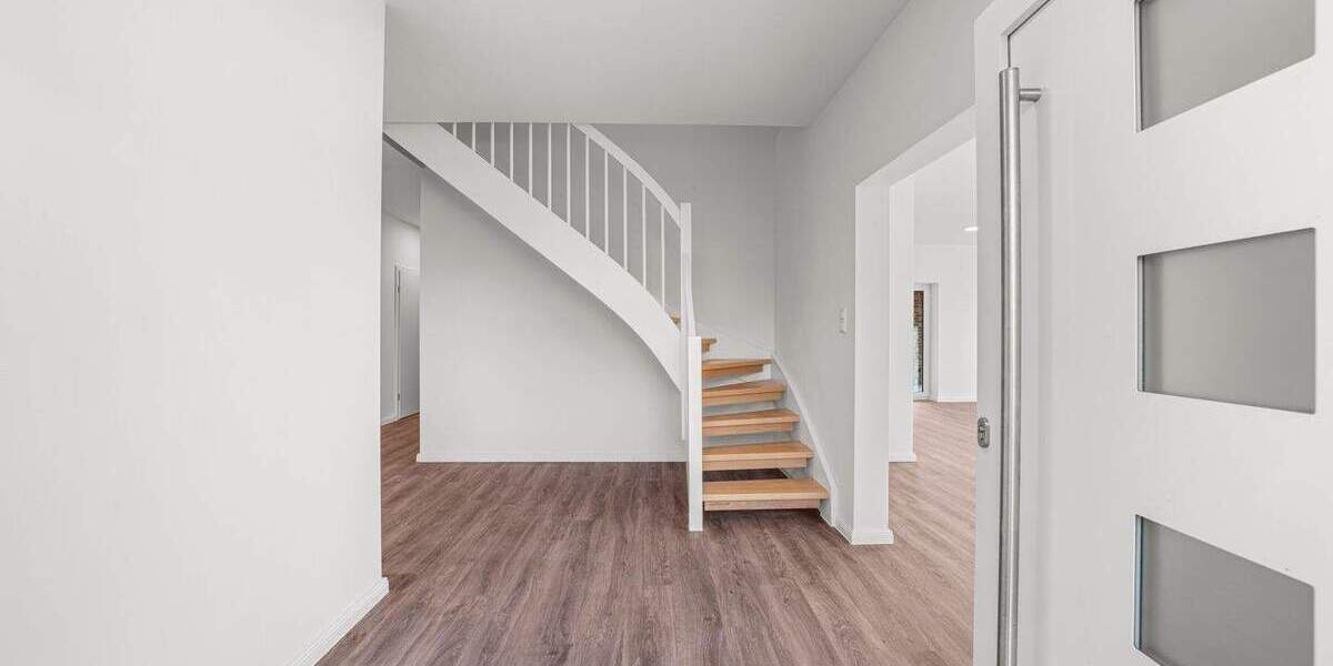 Einfamilienhaus Hohenwestedt - 7 Zimmer, 211 m&sup2;, 599.000&euro; | Angebot:25424846