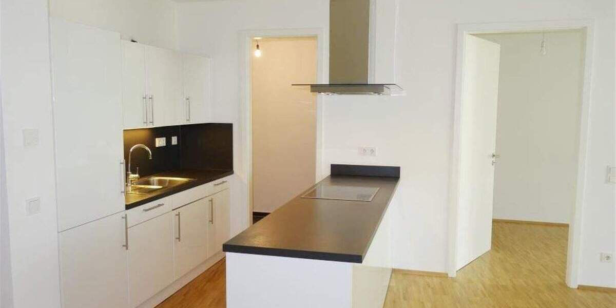 Etagenwohnung Mönchengladbach Stadtmitte - 3 Zimmer, 87 m&sup2;, 1.158&euro; | Angebot:24623558