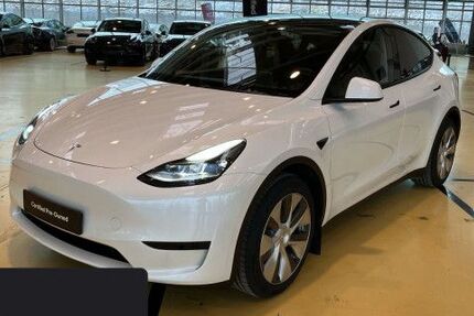 Tesla Model Y 28.082 km 36.500 &euro; Hanau 63457