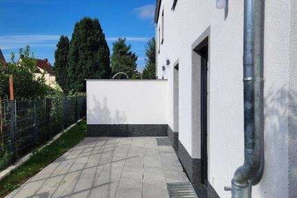 Haus zum Mieten in Hanau 2.400 € 220 m²