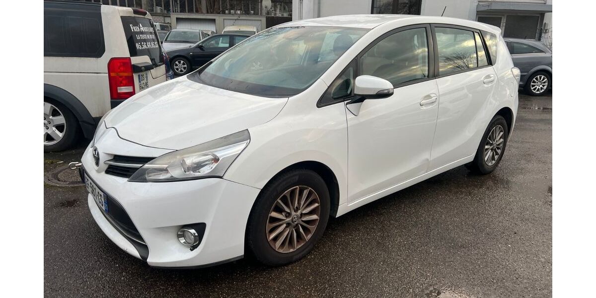 Toyota Verso 430.000 km 3.000 &euro; Lahr 77933